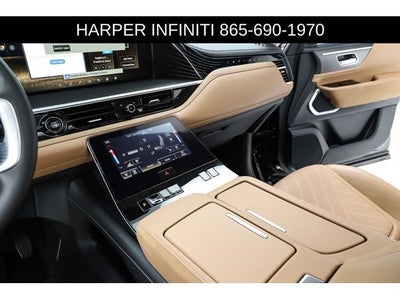 2025 INFINITI QX80 LUXE