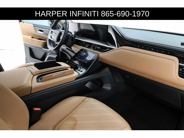 2025 INFINITI QX80 LUXE