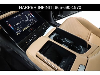 2025 INFINITI QX80 LUXE