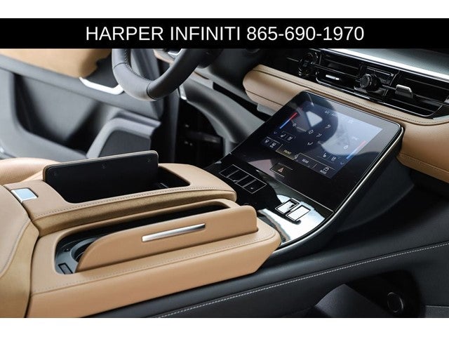 2025 INFINITI QX80 LUXE