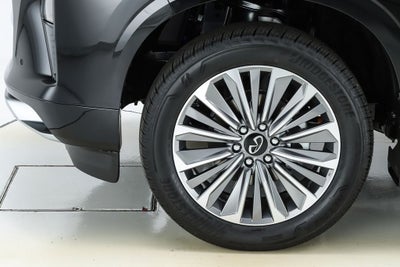 2026 INFINITI QX80 LUXE