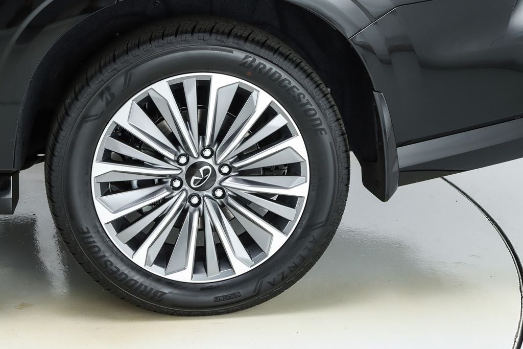 2026 INFINITI QX80 LUXE