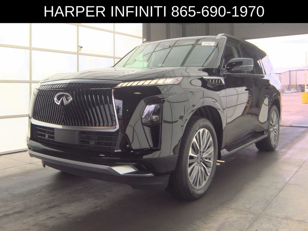 2025 INFINITI QX80 LUXE
