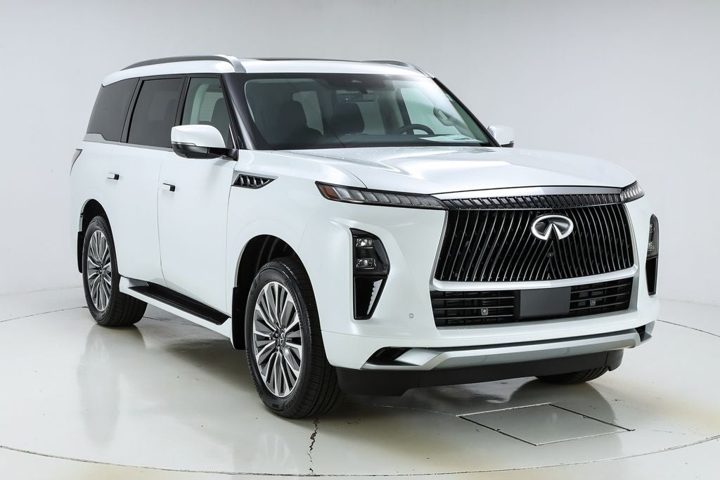 2026 INFINITI QX80 LUXE
