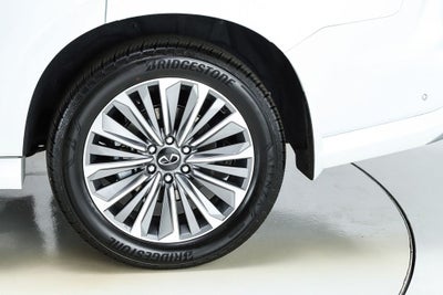 2026 INFINITI QX80 LUXE