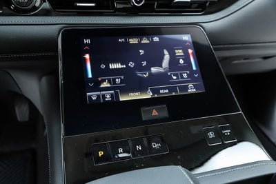 2026 INFINITI QX80 LUXE