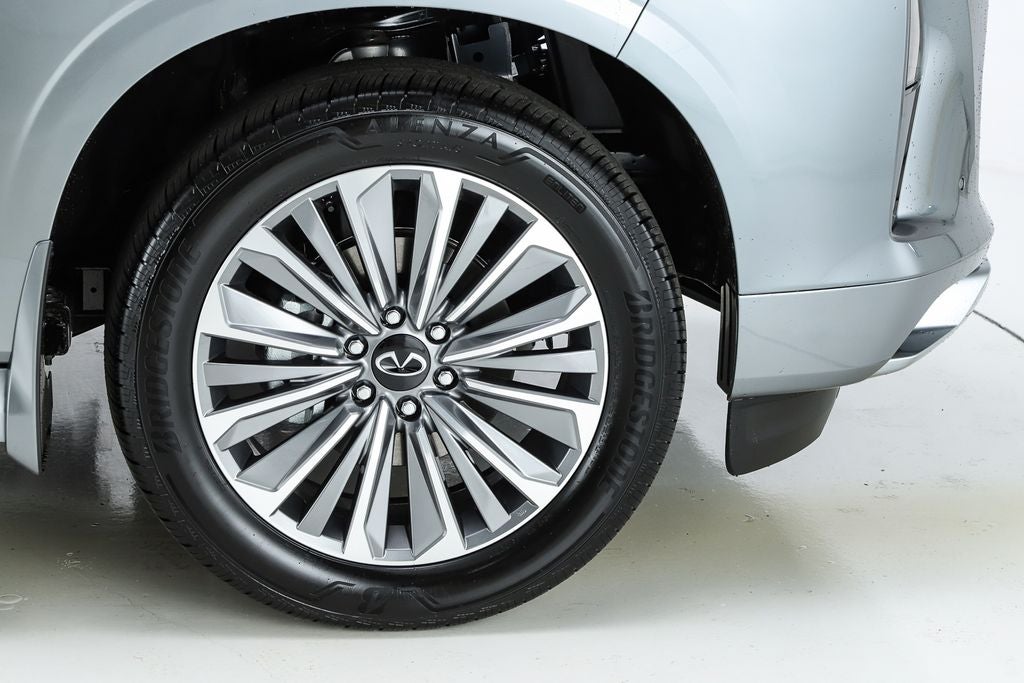 2026 INFINITI QX80 LUXE