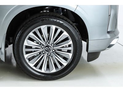 2026 INFINITI QX80 LUXE