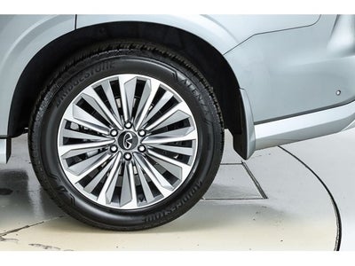 2026 INFINITI QX80 LUXE