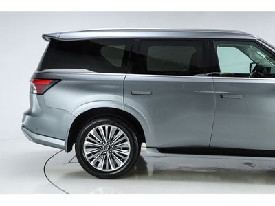 2026 INFINITI QX80 LUXE