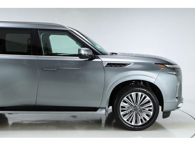 2026 INFINITI QX80 LUXE