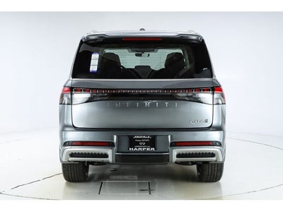 2026 INFINITI QX80 LUXE