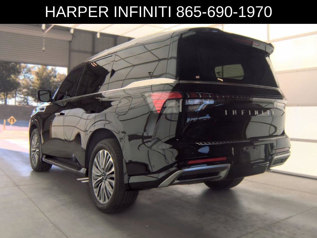 2025 INFINITI QX80 LUXE