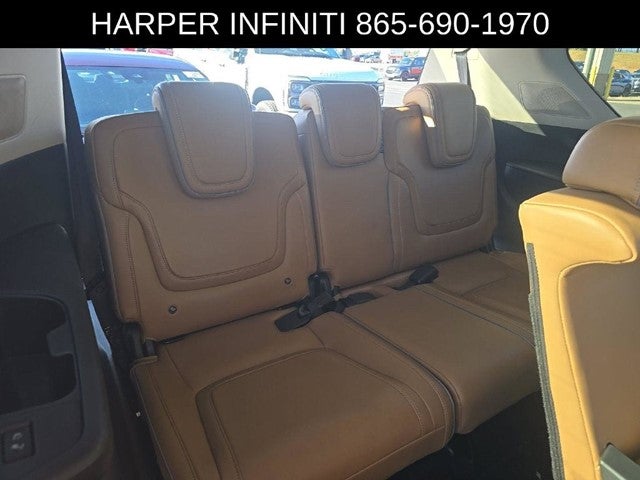 2025 INFINITI QX80 LUXE