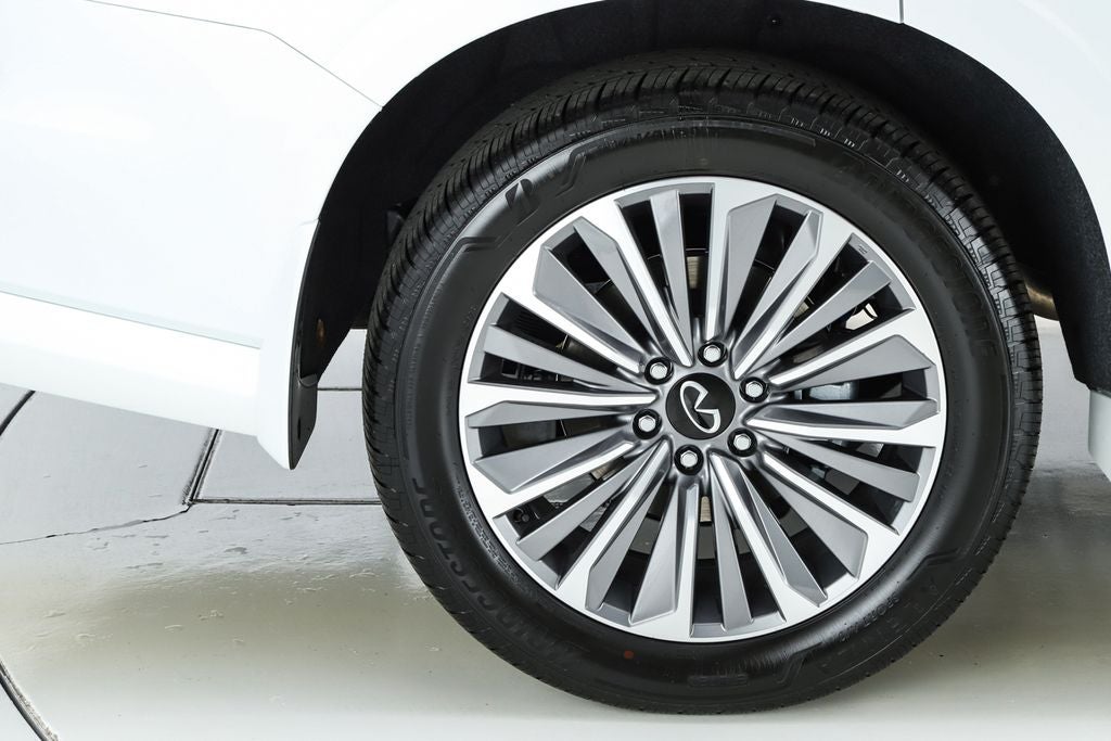 2026 INFINITI QX80 LUXE