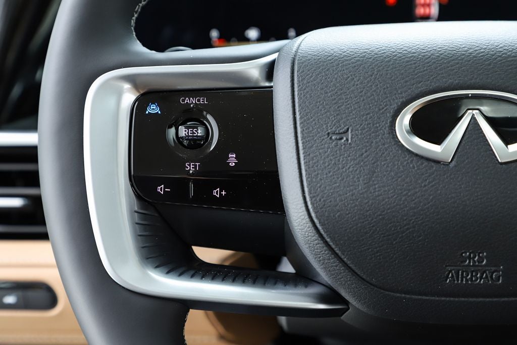 2026 INFINITI QX80 LUXE