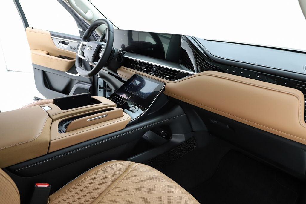 2026 INFINITI QX80 LUXE