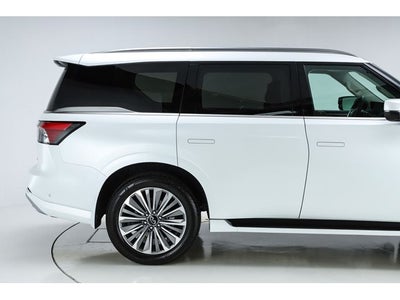 2026 INFINITI QX80 LUXE