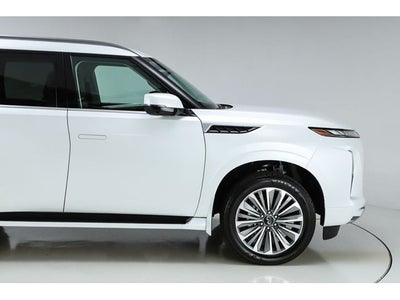 2026 INFINITI QX80 LUXE