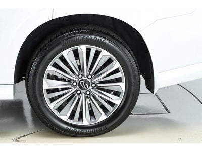 2026 INFINITI QX80 LUXE