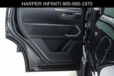 2025 INFINITI QX80 LUXE