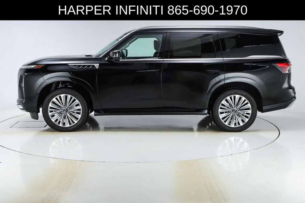 2025 INFINITI QX80 LUXE