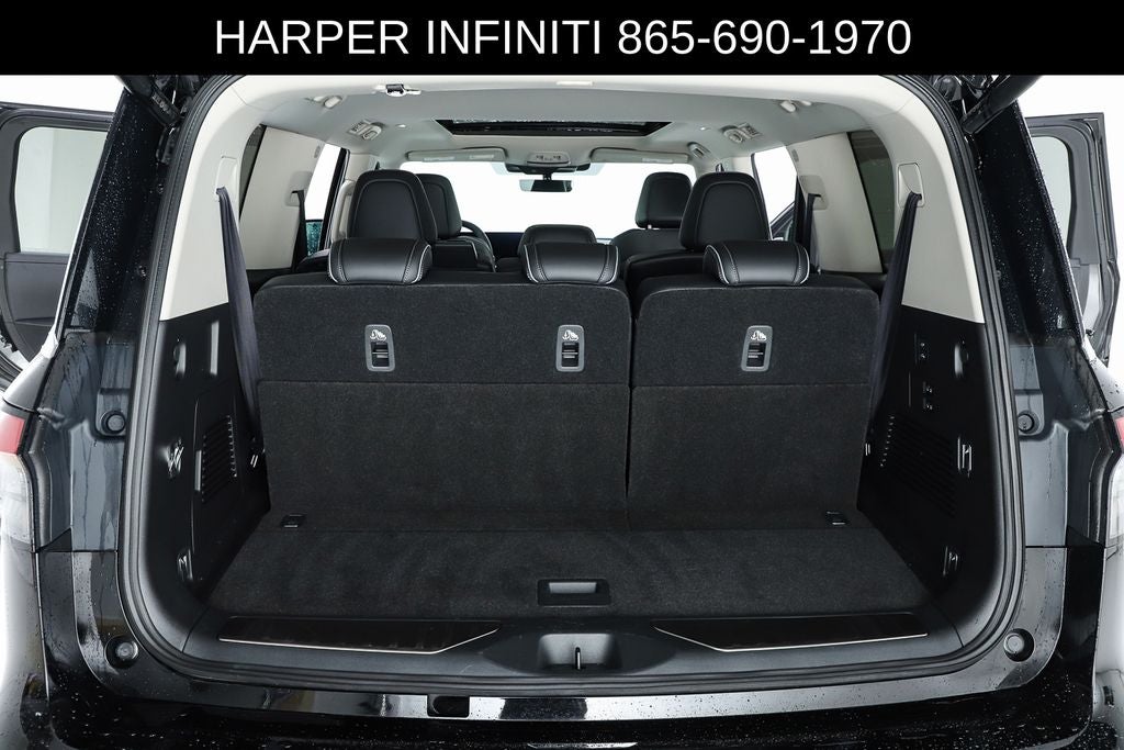 2025 INFINITI QX80 LUXE