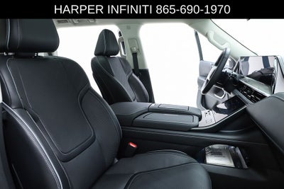 2025 INFINITI QX80 LUXE