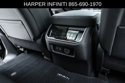 2025 INFINITI QX80 LUXE