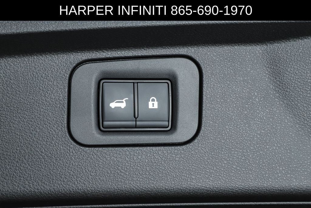 2025 INFINITI QX80 LUXE