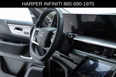 2025 INFINITI QX80 LUXE