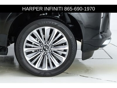 2025 INFINITI QX80 LUXE