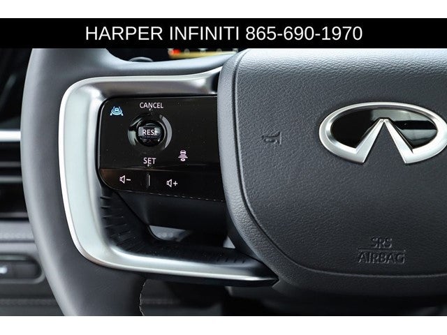 2025 INFINITI QX80 LUXE