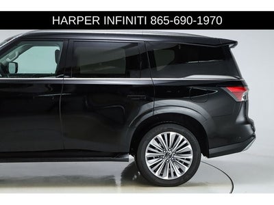 2025 INFINITI QX80 LUXE