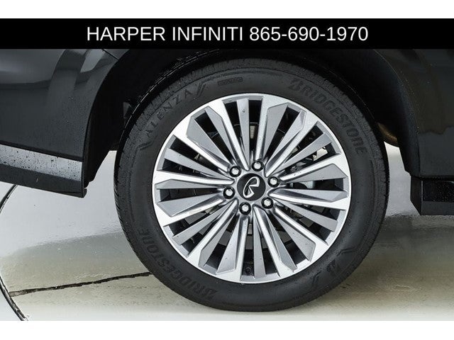 2025 INFINITI QX80 LUXE