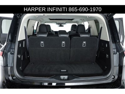 2025 INFINITI QX80 LUXE