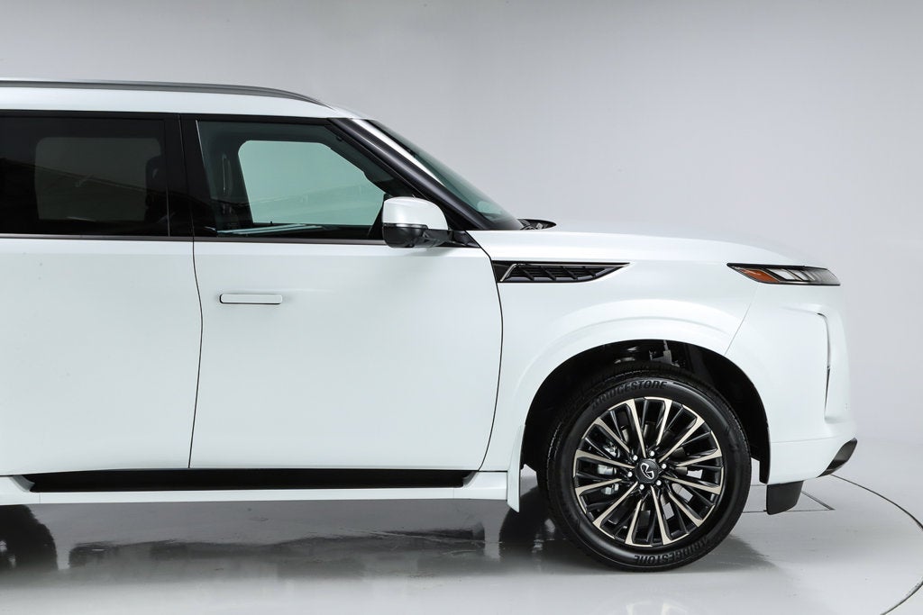 2027 INFINITI QX80 AUTOGRAPH