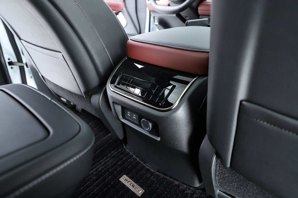 2027 INFINITI QX80 AUTOGRAPH