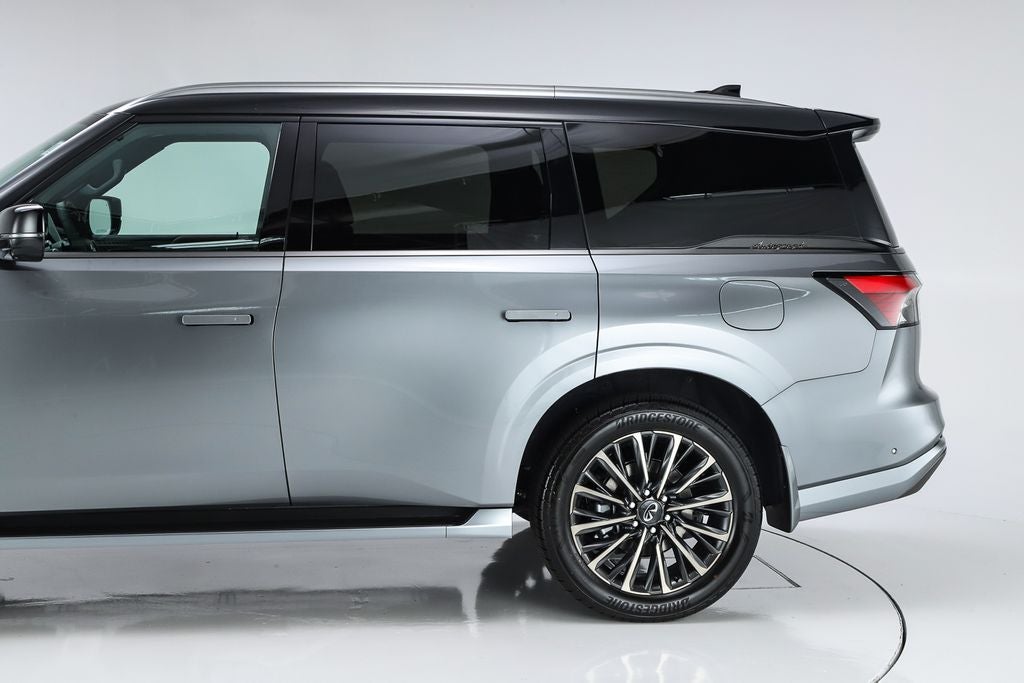 2027 INFINITI QX80 AUTOGRAPH