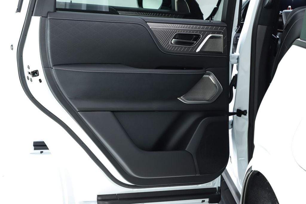 2027 INFINITI QX80 AUTOGRAPH