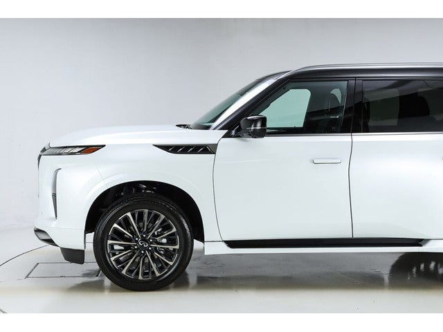2027 INFINITI QX80 AUTOGRAPH