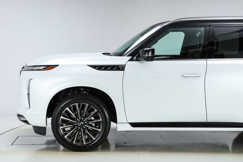 2027 INFINITI QX80 AUTOGRAPH