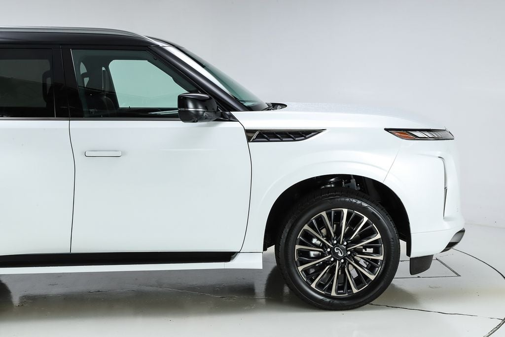 2027 INFINITI QX80 AUTOGRAPH