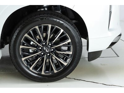 2027 INFINITI QX80 AUTOGRAPH