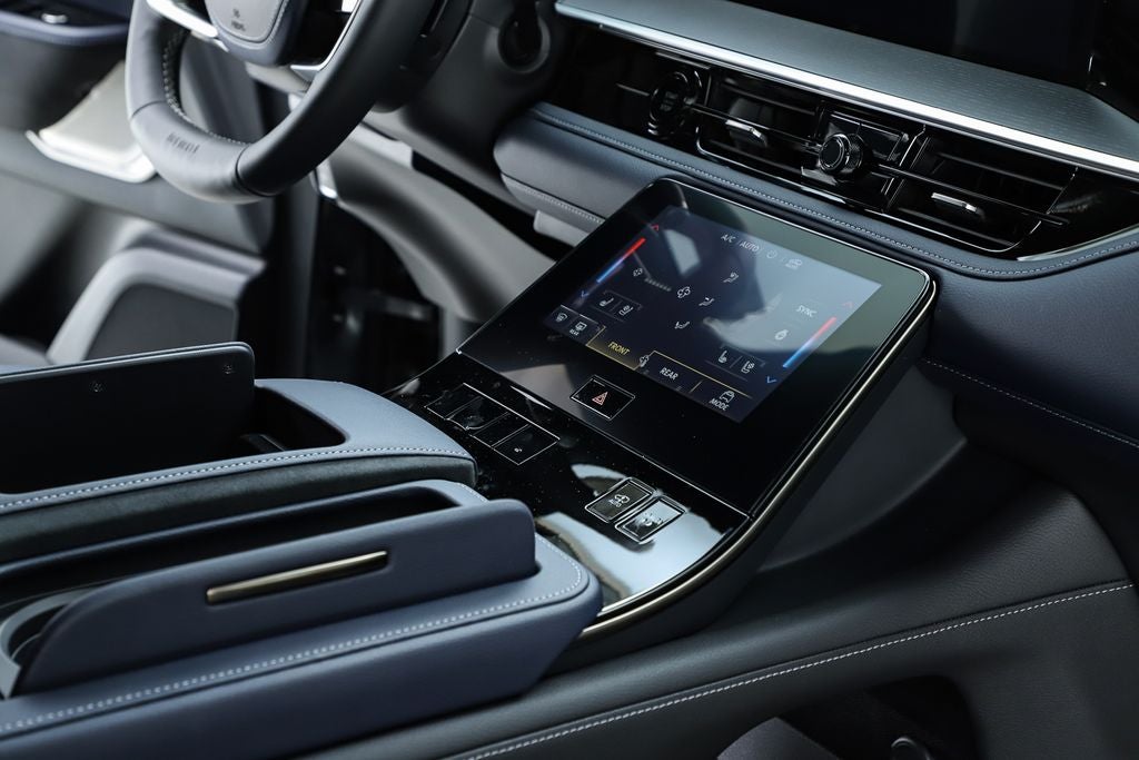 2027 INFINITI QX80 SPORT