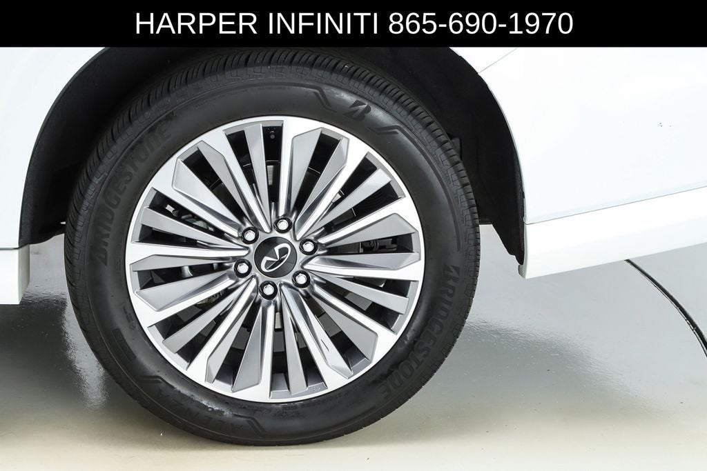 2025 INFINITI QX80 SENSORY