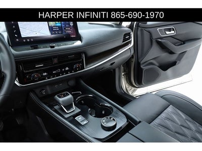 2025 Nissan Rogue Platinum