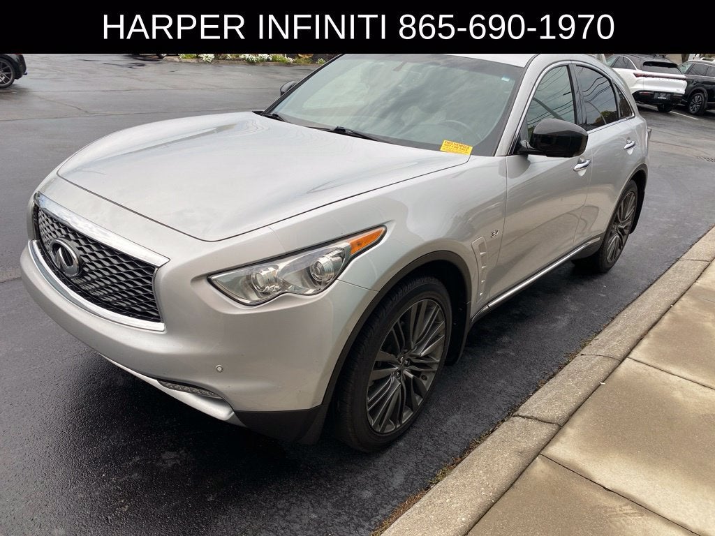 2017 INFINITI QX70 Base