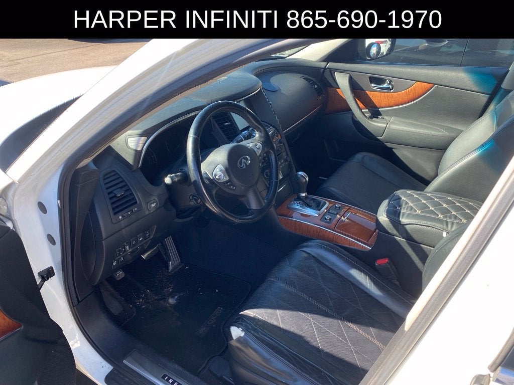 2015 INFINITI QX70 Base