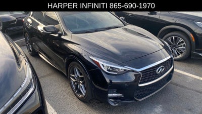 2017 INFINITI QX30 Sport